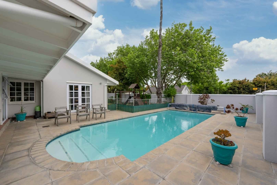 3 Bedroom Property for Sale in Rondebosch Western Cape